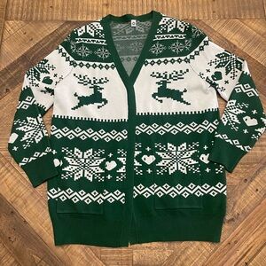 Green and White Reindeer Pattern Sweater